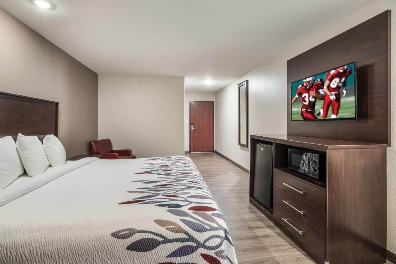 Red Roof Inn & Suites Лейк Чарлс Екстериор снимка