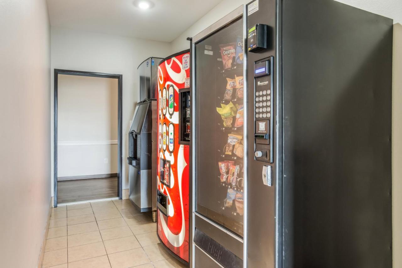 Red Roof Inn & Suites Лейк Чарлс Екстериор снимка