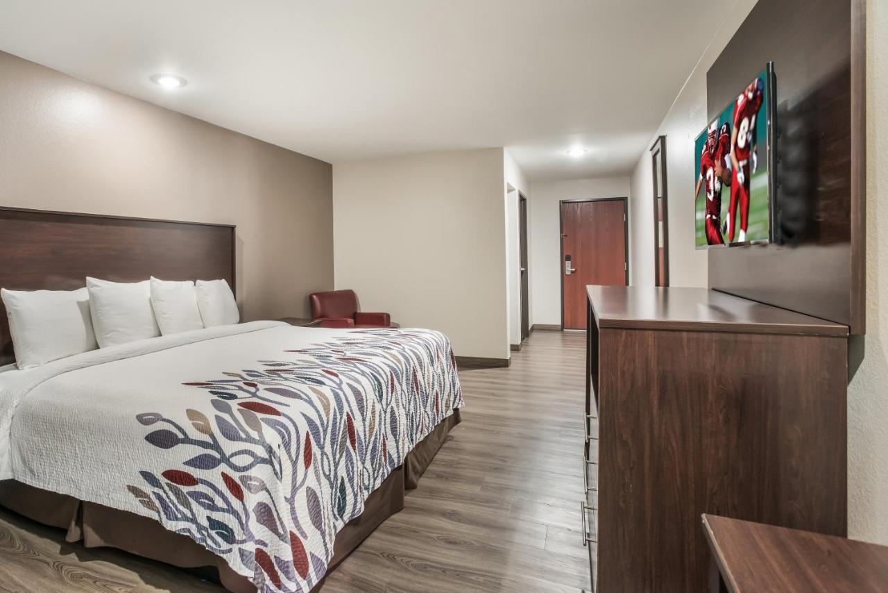 Red Roof Inn & Suites Лейк Чарлс Екстериор снимка