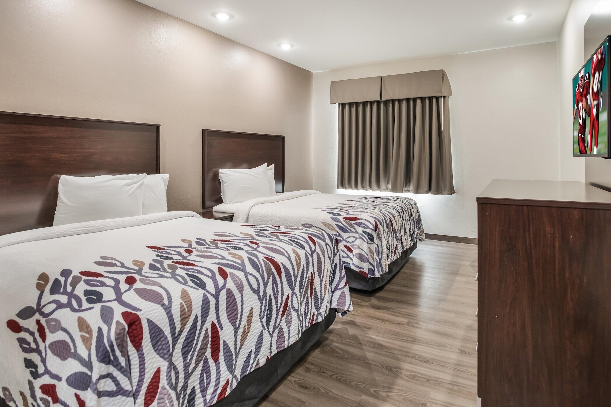 Red Roof Inn & Suites Лейк Чарлс Екстериор снимка