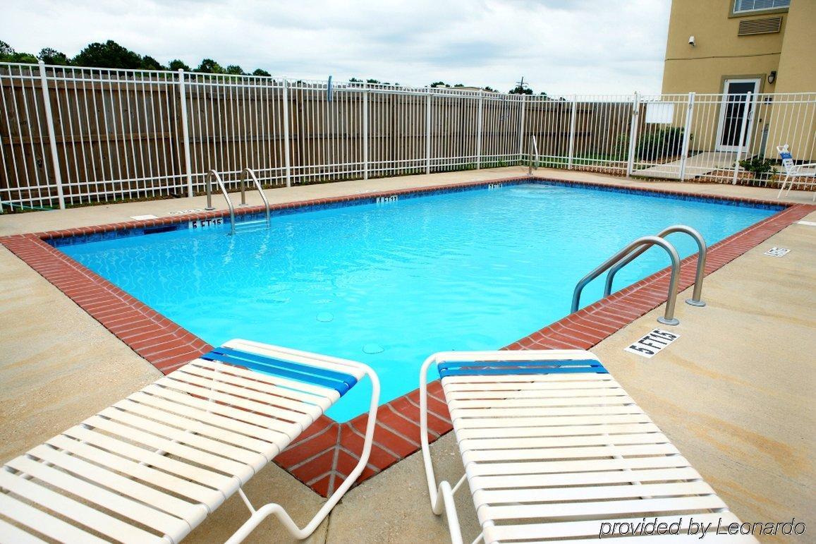 Red Roof Inn & Suites Лейк Чарлс Екстериор снимка