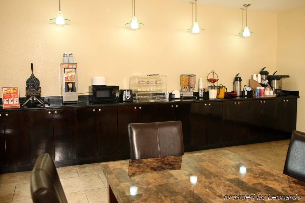 Red Roof Inn & Suites Лейк Чарлс Екстериор снимка