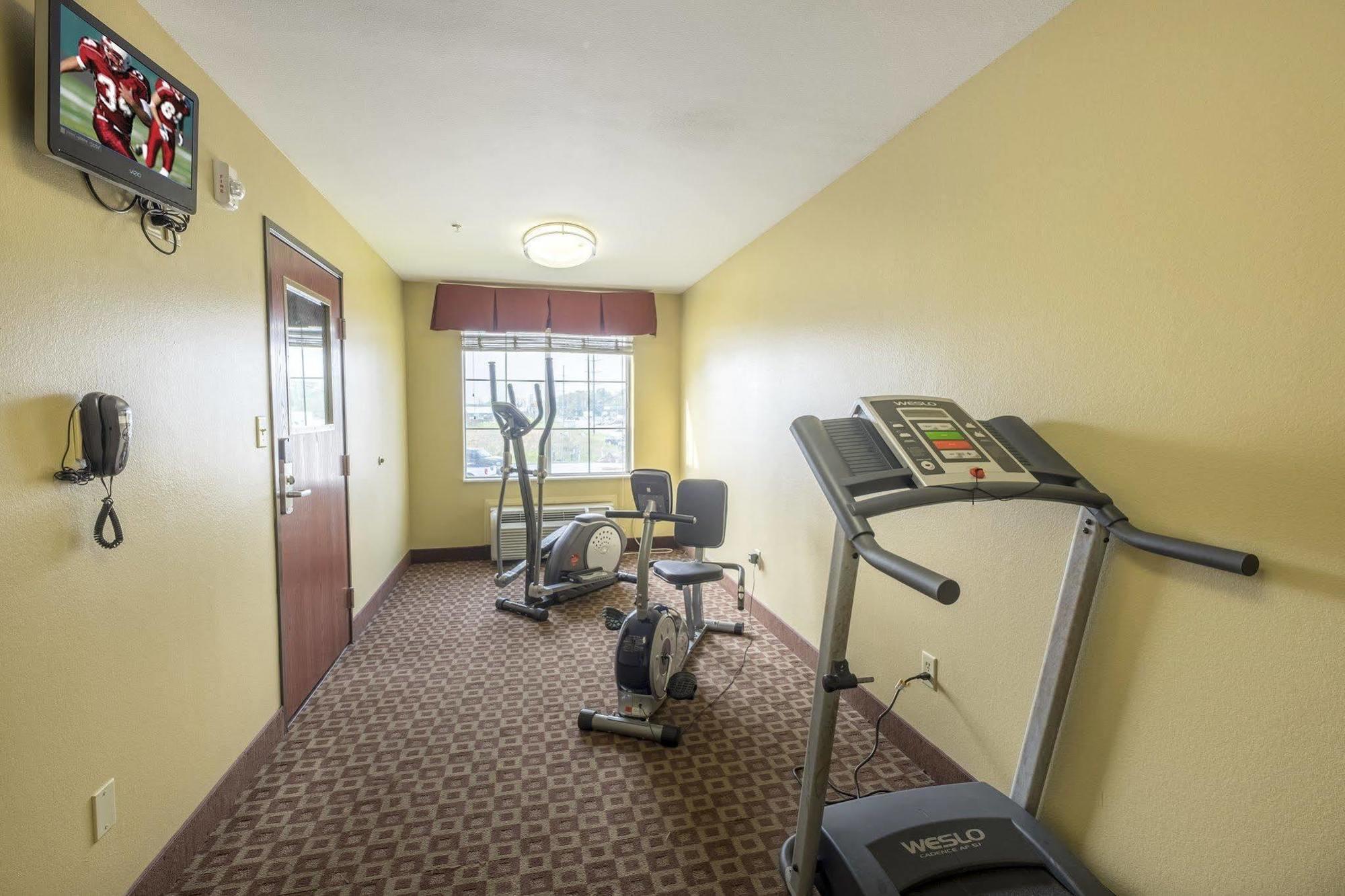 Red Roof Inn & Suites Лейк Чарлс Екстериор снимка